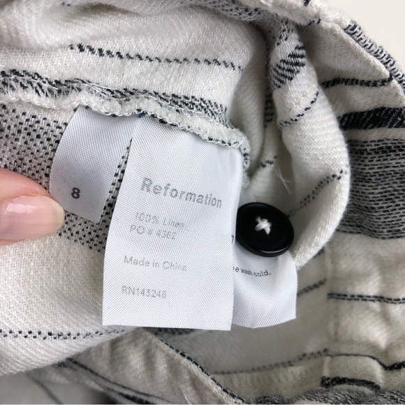REFORMATION Tahiti Striped Linen Crop Pants - Picture 8 of 9